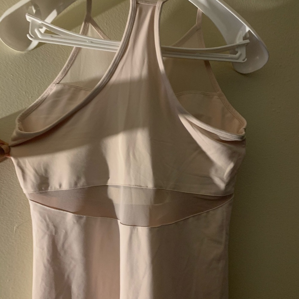Exercise gear!Fabletics top. - Picture 2 of 4